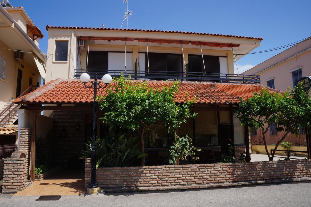 Hotel Lemonies à Diakopto Extérieur photo
